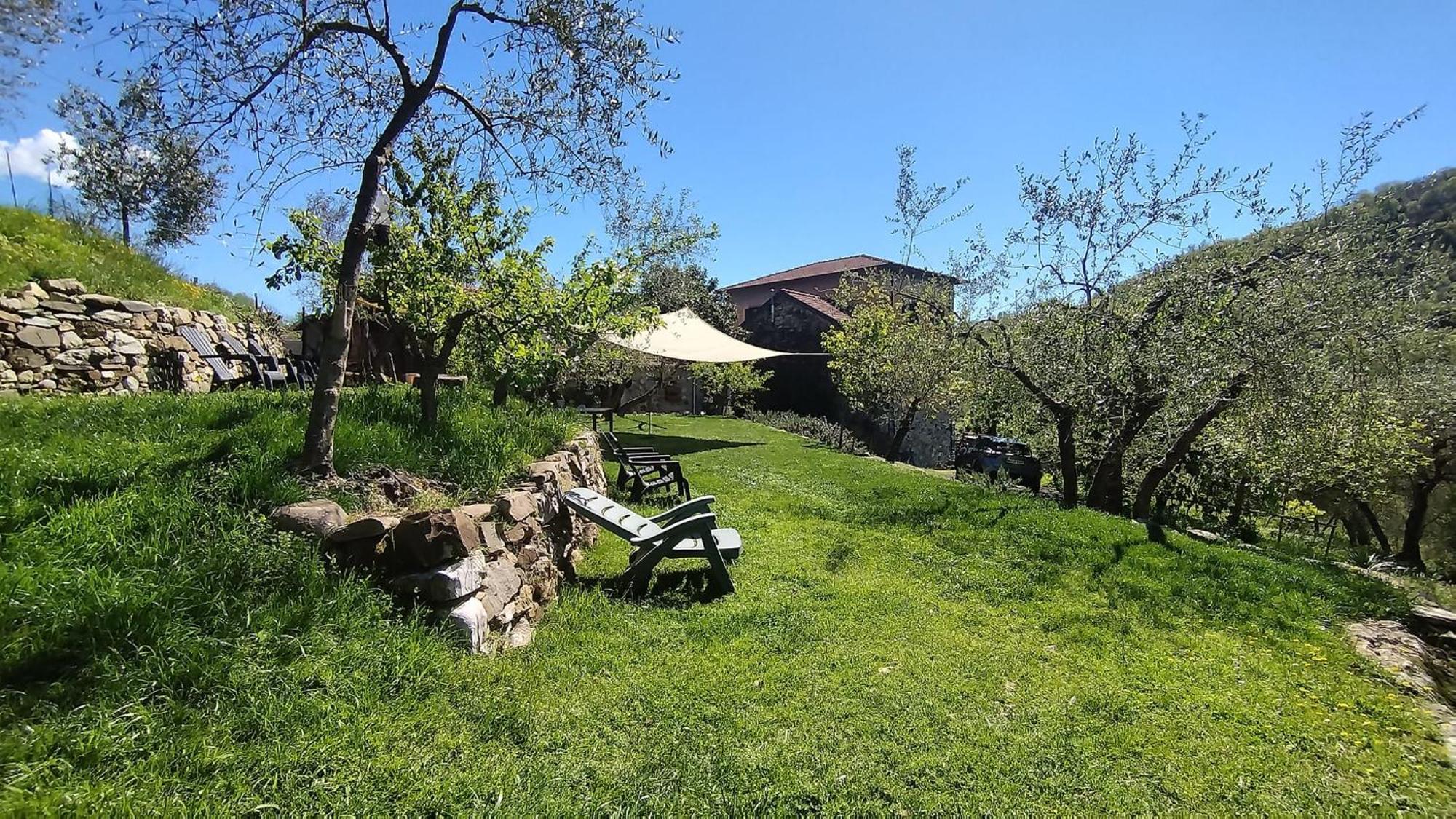 Maison d'hôtes Ca Giulietto Antico Casale In Lunigiana à Pontremoli Extérieur photo