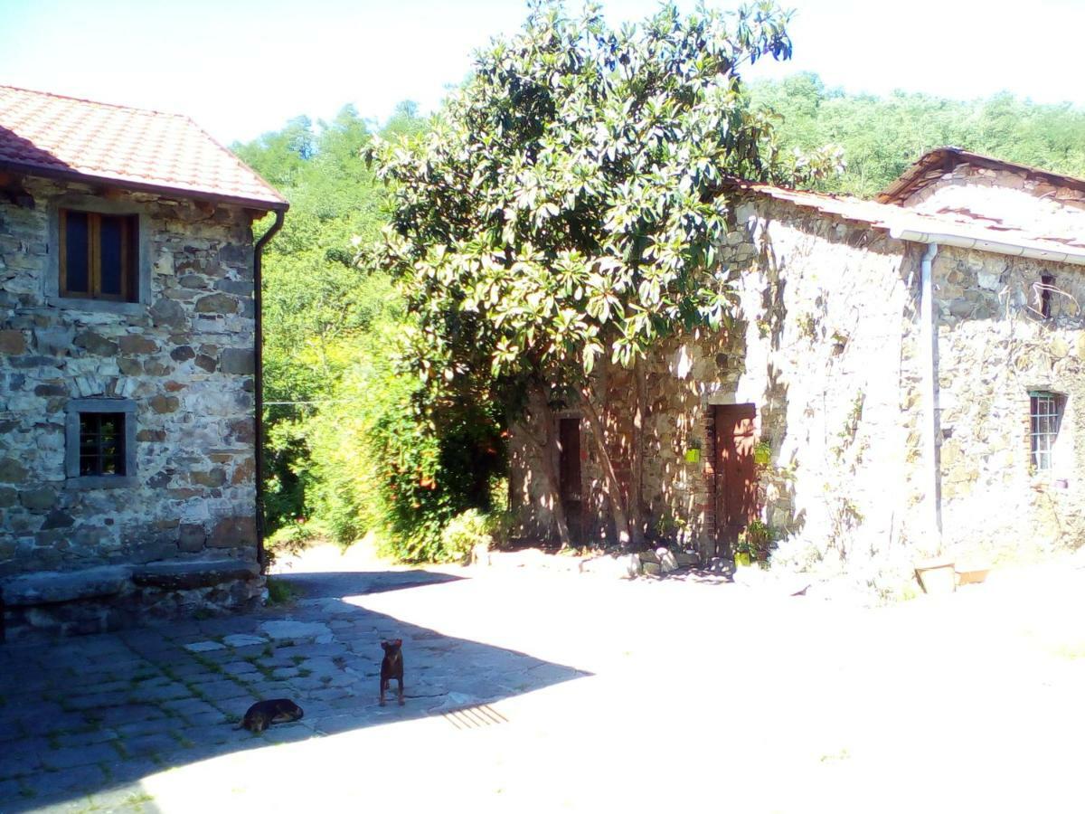 Maison d'hôtes Ca Giulietto Antico Casale In Lunigiana à Pontremoli Extérieur photo