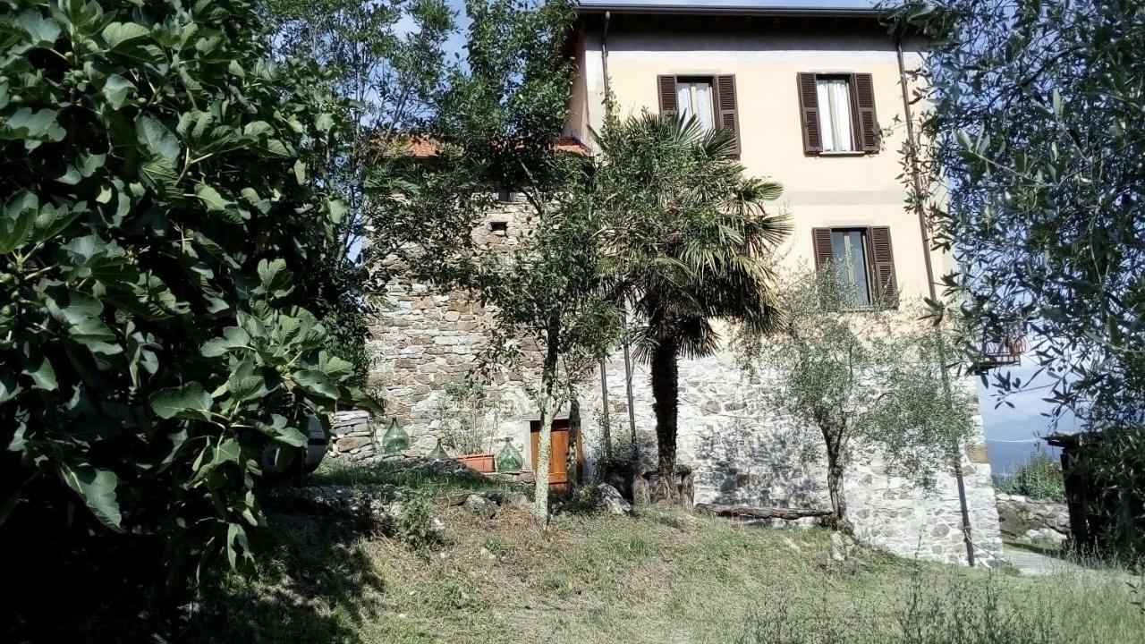 Maison d'hôtes Ca Giulietto Antico Casale In Lunigiana à Pontremoli Extérieur photo